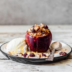 Bloomin’ Apples with Vanilla Ice Cream - Turkey Hill