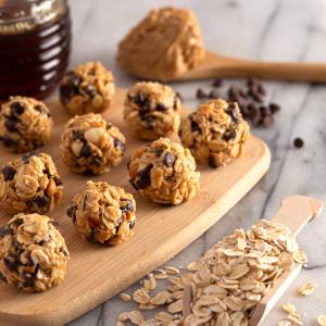 Peanut Butter Oatmeal Energy Bites – Urban Meadow